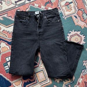 Agolde Riley Cropped Jeans. Sz 27
